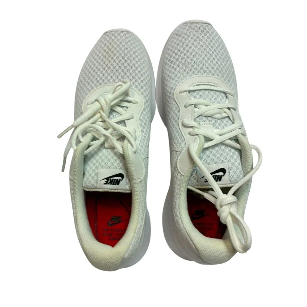 Nike Tanjun Running Shoes Womens 9.5 White Mesh Sneakers 812655-110